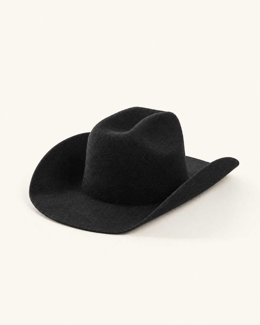 Chapeau cowboy en feutre noir uni, sans bande